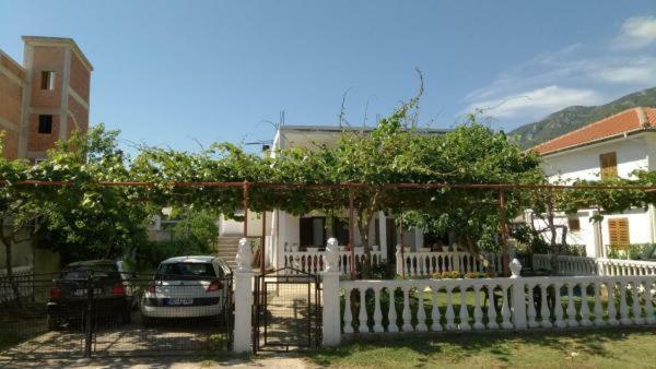 Apartamento Apartman Djordje 1 Budva Exterior foto