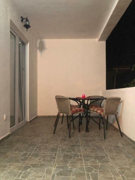Apartamento Apartman Djordje 1 Budva Exterior foto