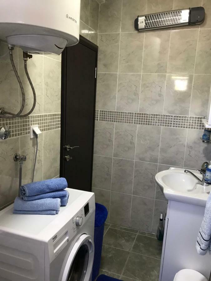 Apartamento Apartman Djordje 1 Budva Exterior foto